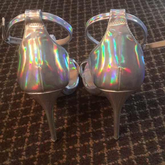 Multi Color Open Toe Heel - Picture 3 of 4